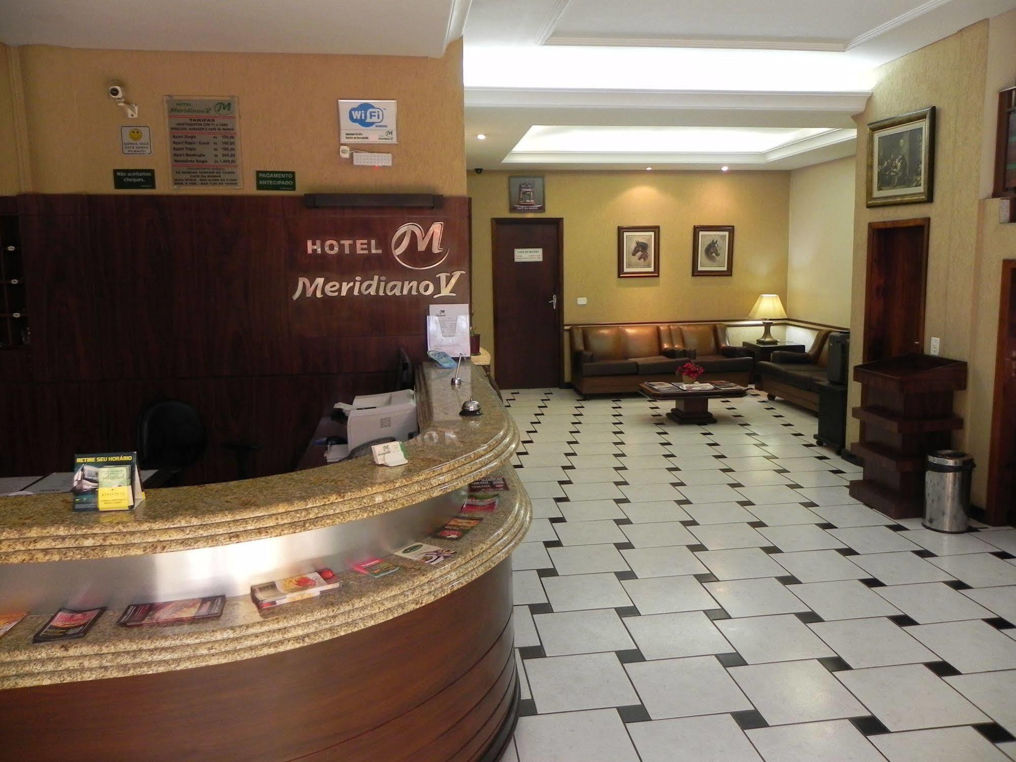 Hotel Meridiano V Curitiba Exterior foto